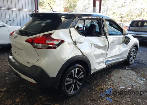 2020 Nissan Kicks Sr Xtronic Cvt из США, поврежденный, VIN 3N1CP5DV9LL511101